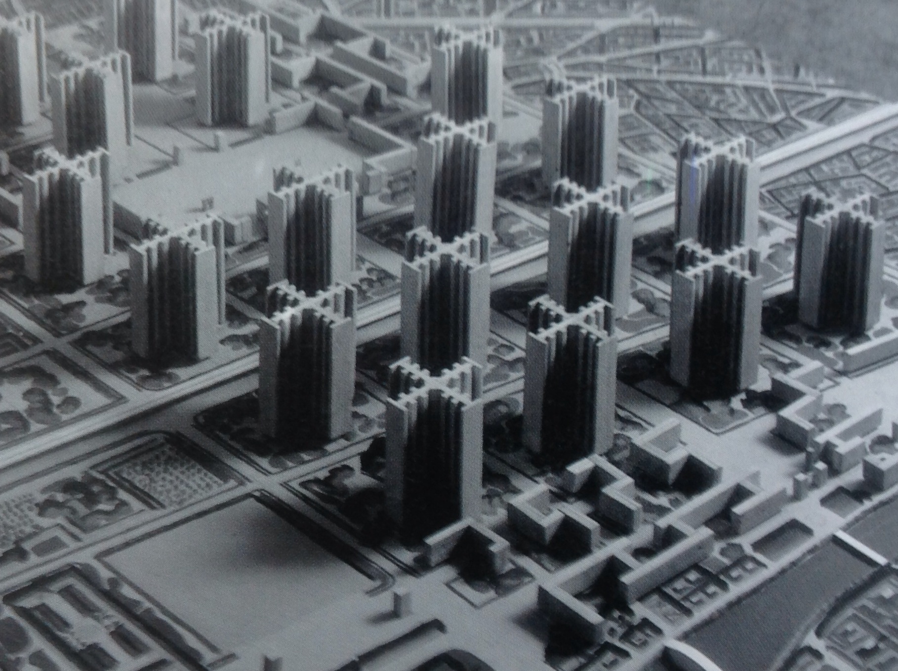 High modernist architect Le Corbusier’s plan to remake Paris, France to be more organized and “effecient”.